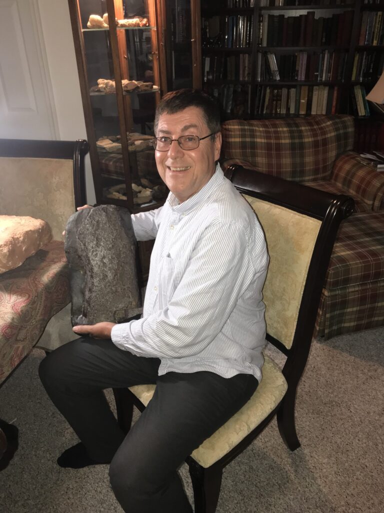 Editor with Noah's Ark beam